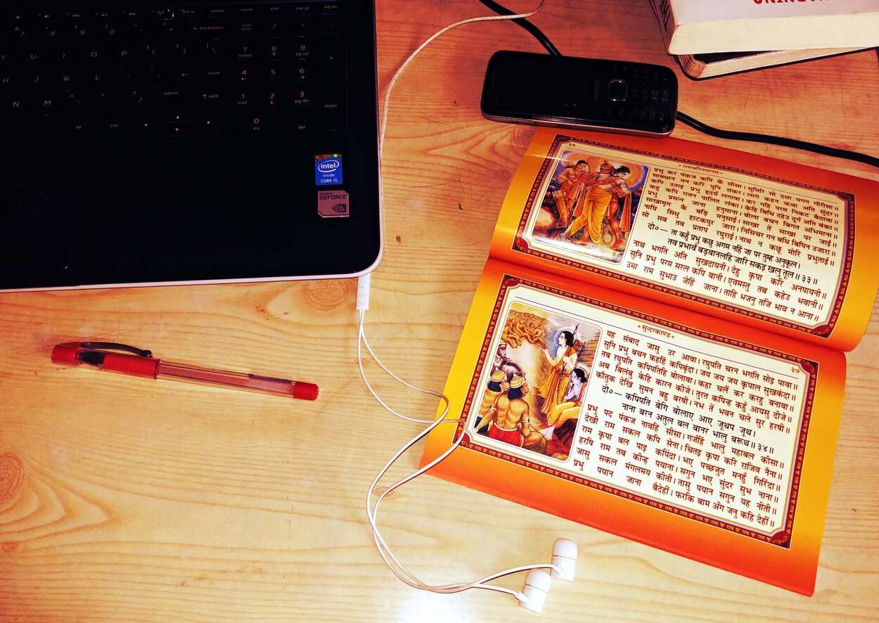 hindi day poems kavitayein